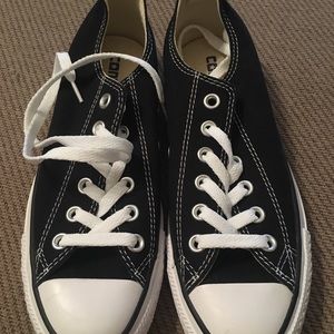 Converse Unisex Chuck Taylor All-Star Low Tops